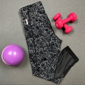 Zella Capri Workout Leggings XS